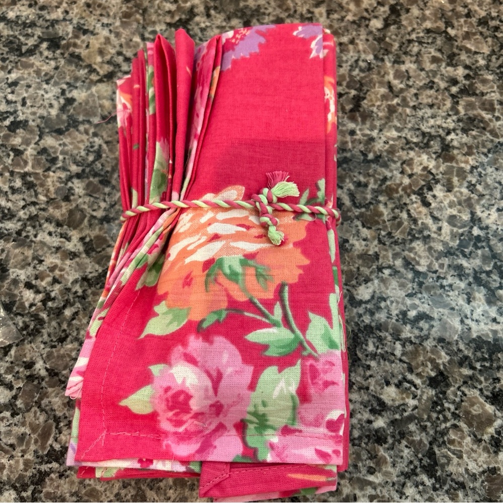 April Cornell COTTAGE ROSE Pink Green White Floral Cotton NAPKINS Set/10 NWT - Picture 2 of 2